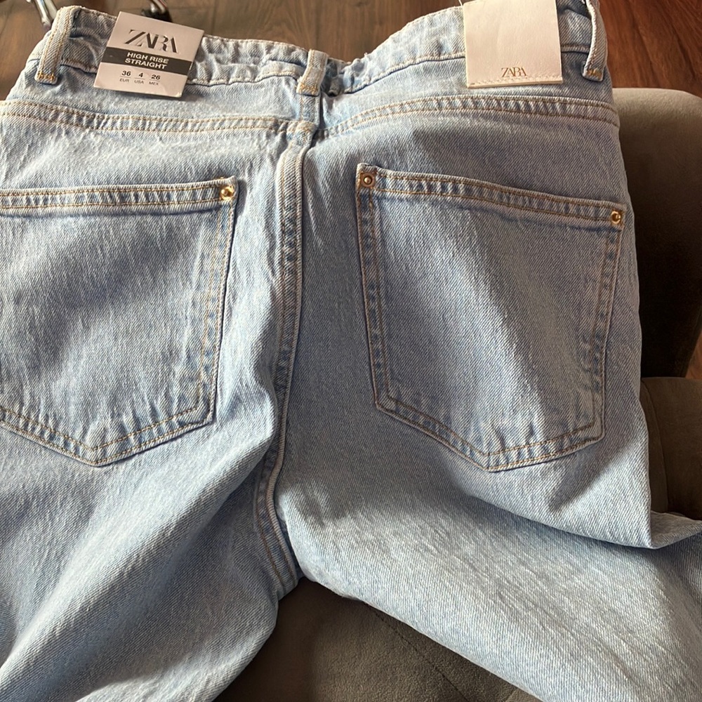 High rise five pocket jeans size 4 Zara